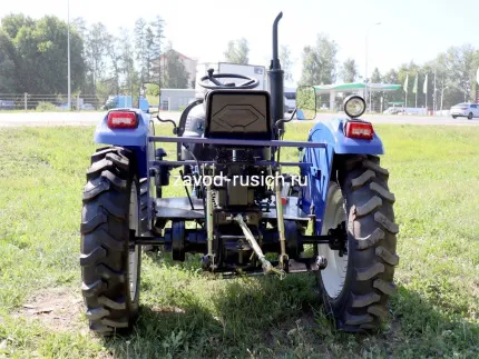 Трактор TZR T-404 без кабины